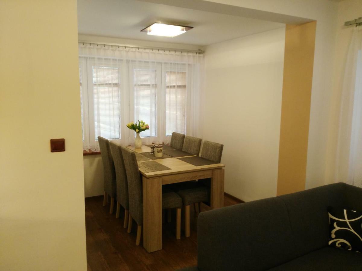 Apartman Eskadra 02 Horni Mala Upa Ngoại thất bức ảnh