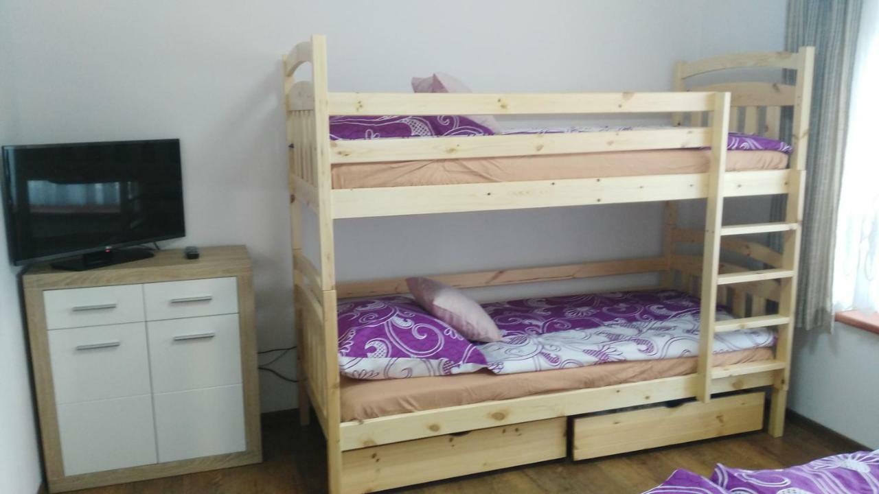 Apartman Eskadra 02 Horni Mala Upa Ngoại thất bức ảnh