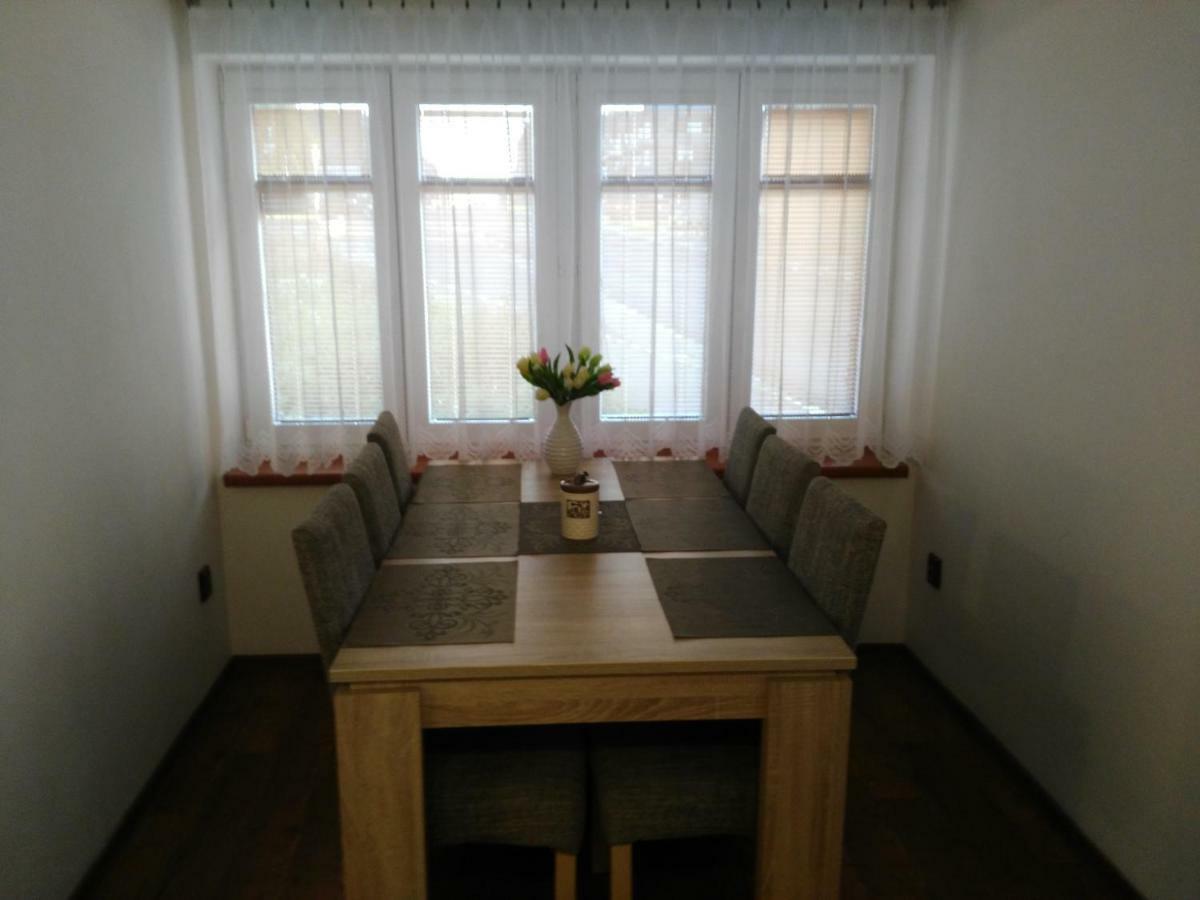 Apartman Eskadra 02 Horni Mala Upa Ngoại thất bức ảnh