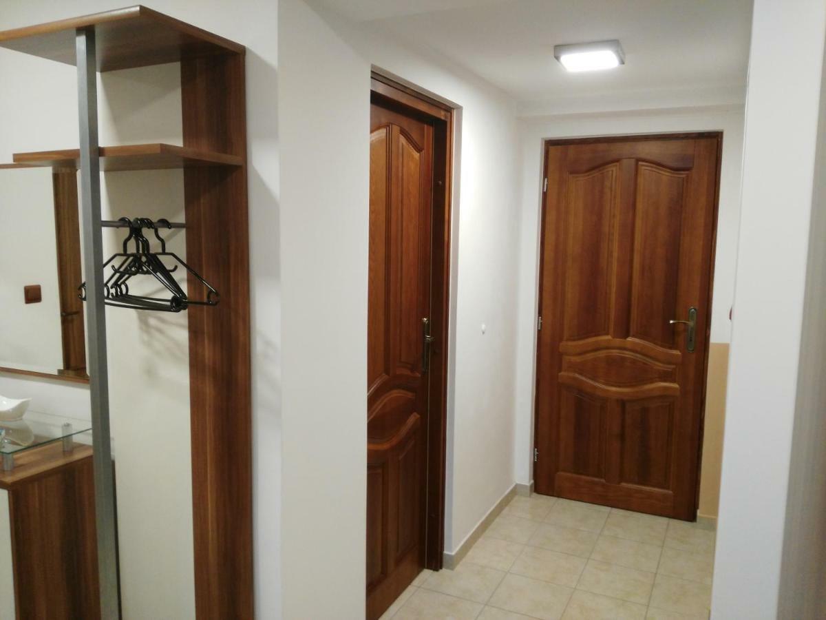 Apartman Eskadra 02 Horni Mala Upa Ngoại thất bức ảnh
